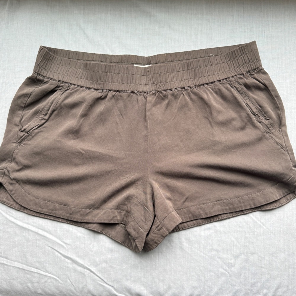 Maurices Womens Large Brown Rayon Elastic Waist Casual Shorts H1219